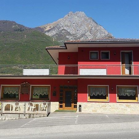 B&B La Villetta Breno Dış mekan fotoğraf